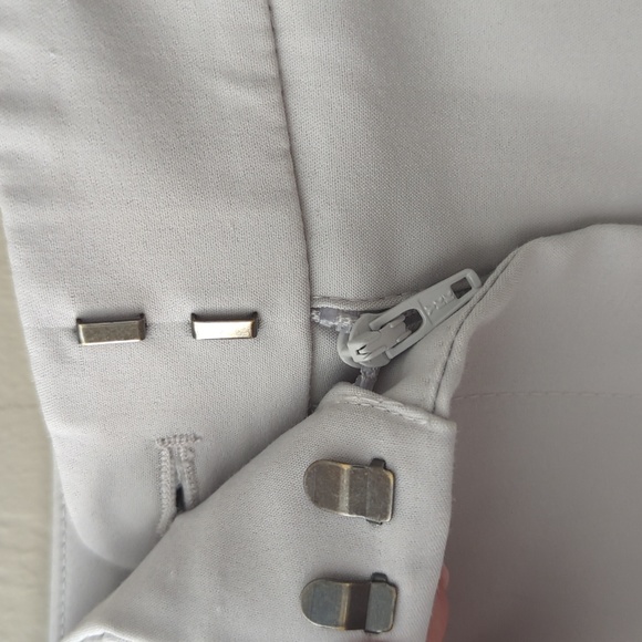 WHBM tailored dress shorts - Picture 8 of 11